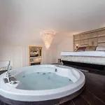 Jacuzzi Loft *