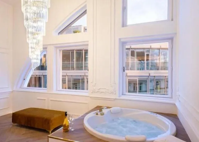 Jacuzzi Loft Lägenhet *